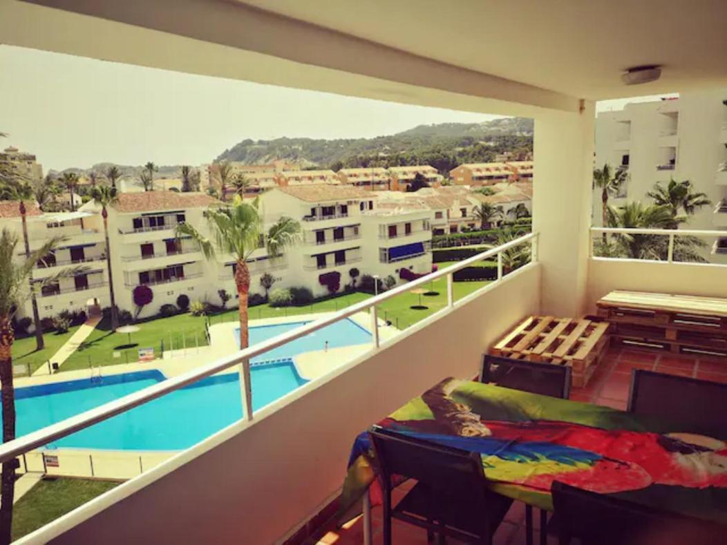 Casa En Urb. Con La Piscina Mas Grande De Javea. Экстерьер фото