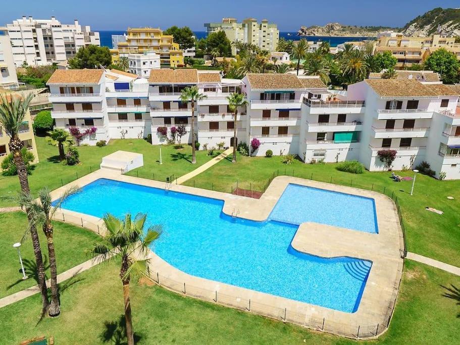 Casa En Urb. Con La Piscina Mas Grande De Javea. Экстерьер фото