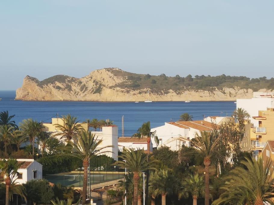 Casa En Urb. Con La Piscina Mas Grande De Javea. Экстерьер фото